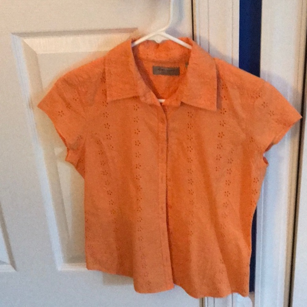 Women’s I E Relaxed eyelet shirt